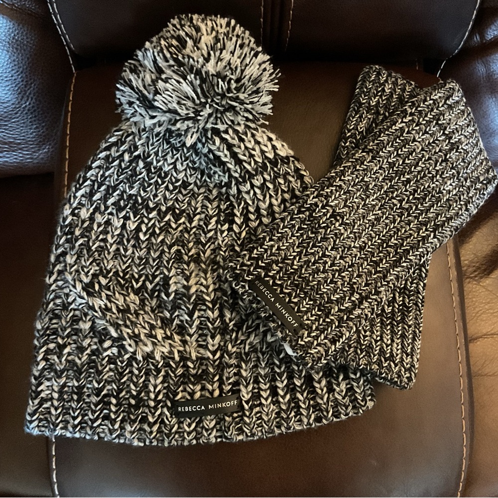 Rebecca Minkoff Knit hat and fingerless gloves EUC